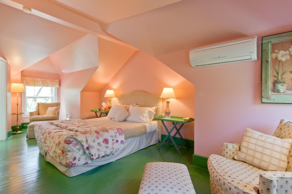 Auberge La Raveaudiere North Hatley Eksteriør billede