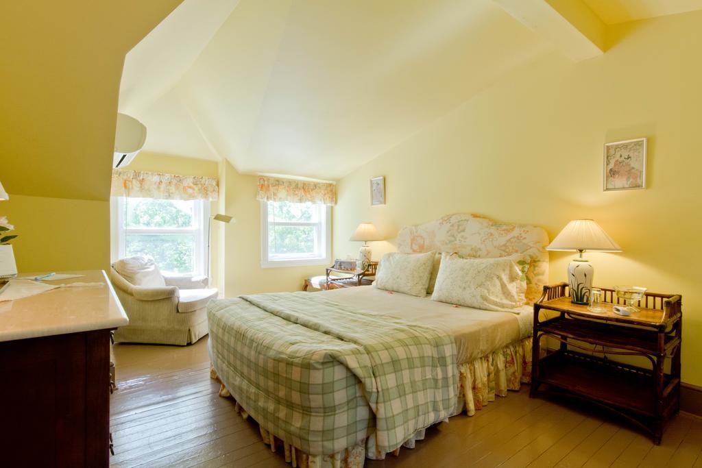 Auberge La Raveaudiere North Hatley Eksteriør billede